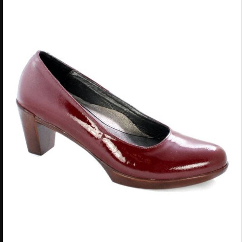 NAOT | Beet Red Oro Prima Bella Leather Pump